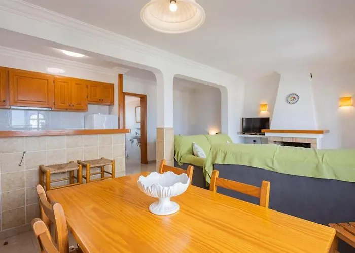 Leira - Fantastic Sea Views * סון באו